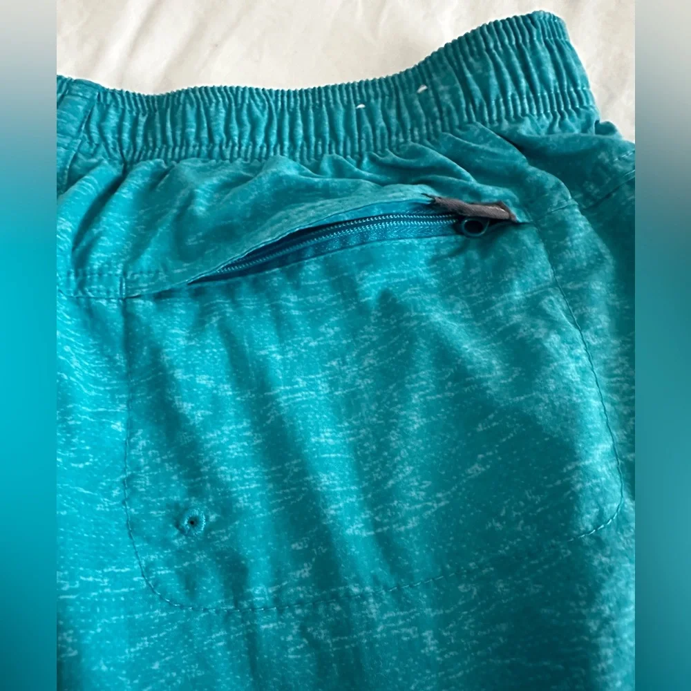 Columbia Shorts - Picture 4 of 4